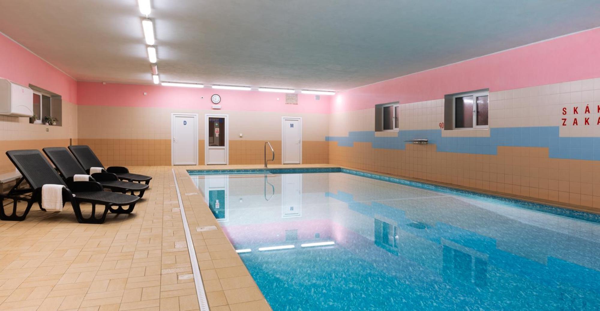 Hotel Schwarz Nove Hamry ภายนอก รูปภาพ